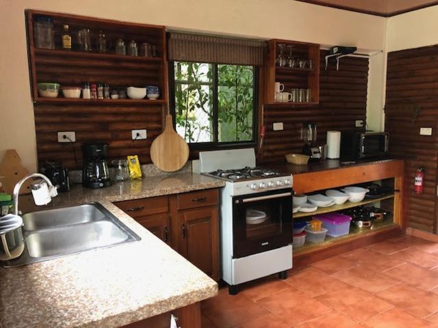 Casa Toucan Mit Privat Pool Near Np Ballena อูวีตา ภายนอก รูปภาพ